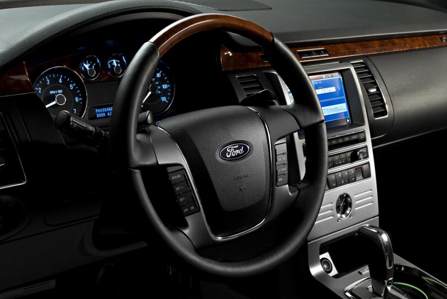  Ford Flex EcoBoost 2010 года  (фото 43 из 47)